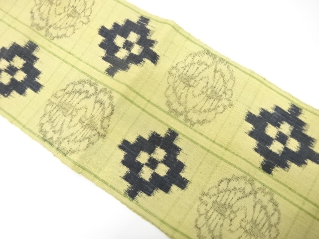 手織り真綿紬　縞に蝶・絣柄織り出し　名古屋帯